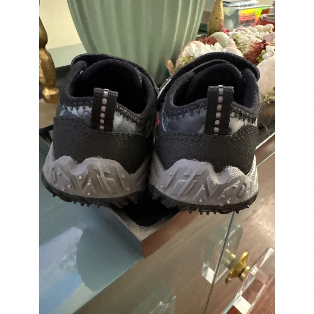 Keen infant toddler boys size 5 Speed Hound tennis shoes outdoor play water NEW